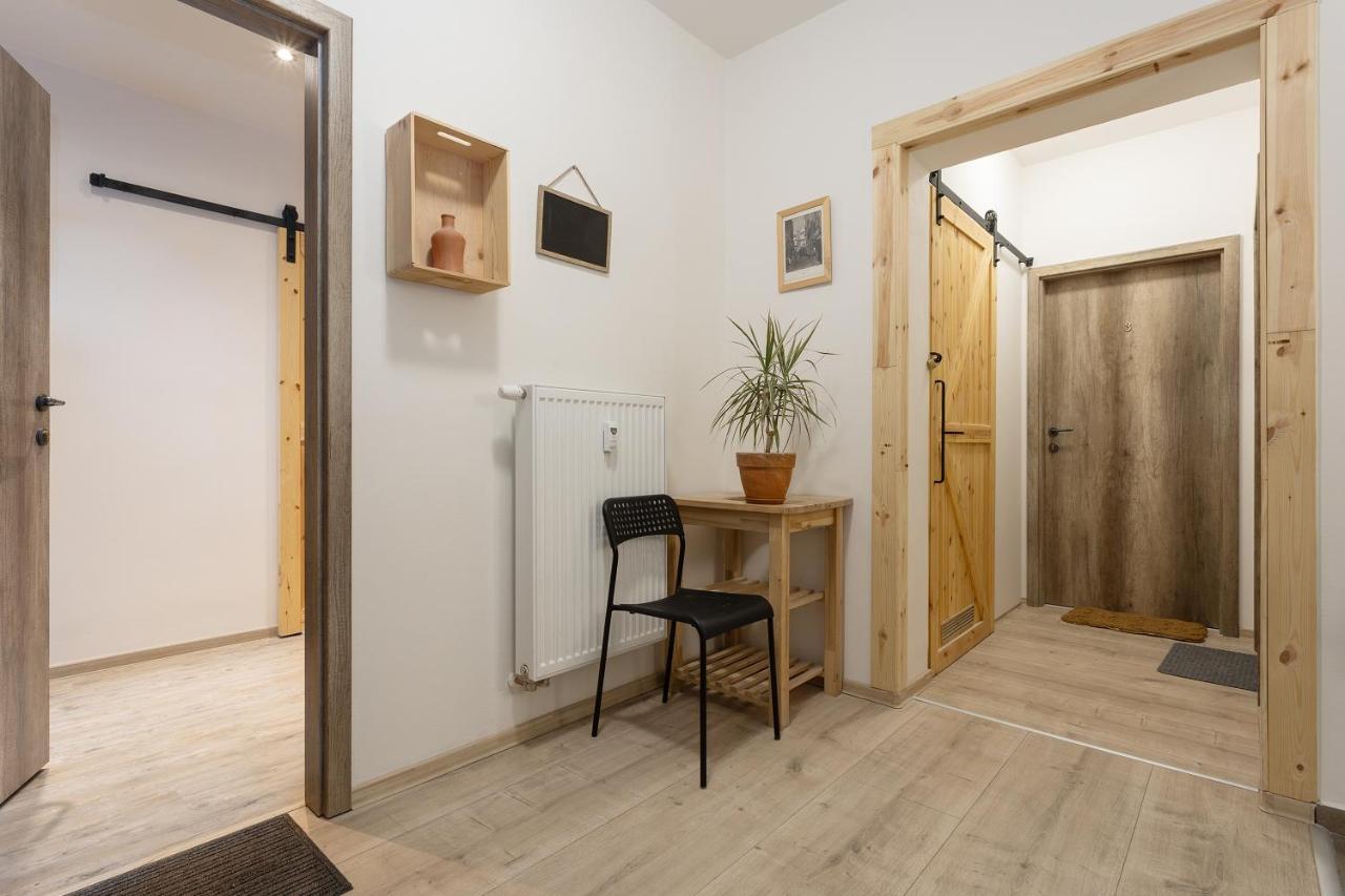 Vlevo Dole Koko Apartment 로끼뜨니쩨나드이제로우 외부 사진